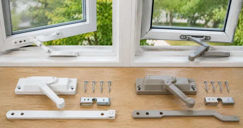new casement window crank operator installed in Normanhurst, Hamilton home
